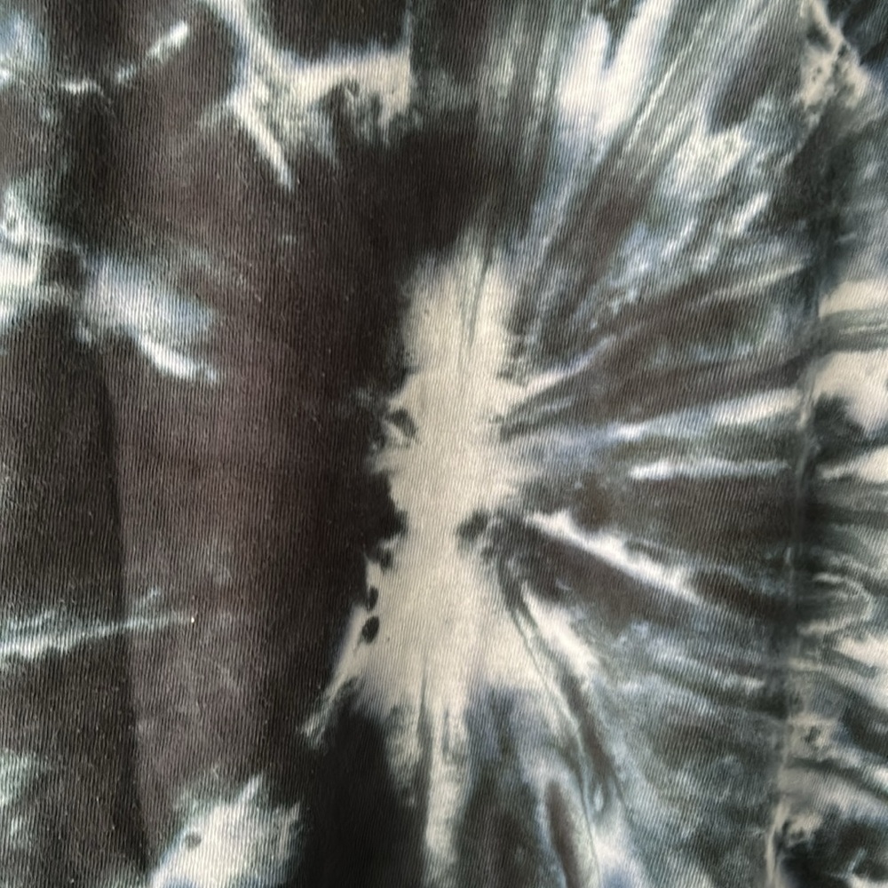 Liquid Blue KISS Men T Shirt destroyer 1976 Tour Concert Sz Xl - Picture 4 of 5